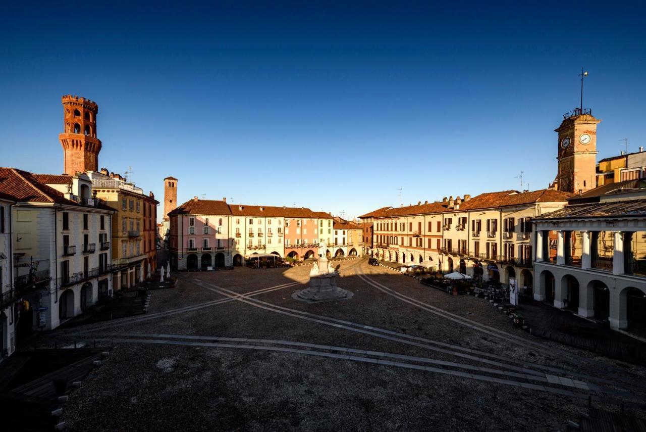 Appartamento Le Risaie Vercelli Bagian luar foto